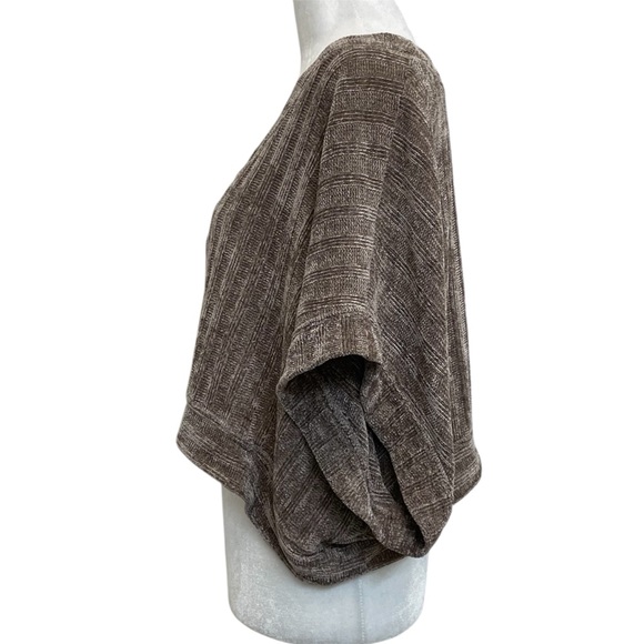 Urban Outfitters Out from Under Brown Ribbed Chenille Boxy Crop Sweater - Picture 2 of 8